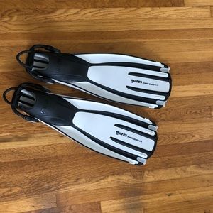 Mares Avanti Quattro Fins - Small